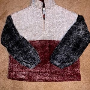 Women’s BKE Sherpa fleece 1/4 Zip pullover. Size Large